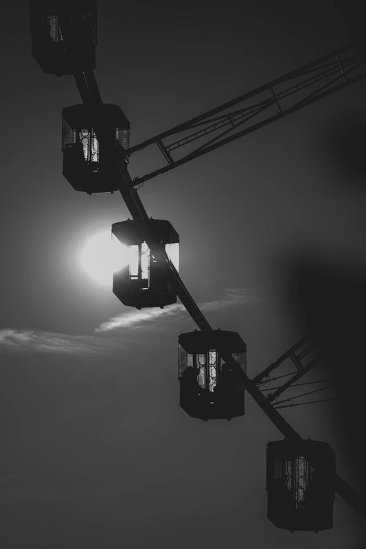 CREPUSCULE EN SUSPENS