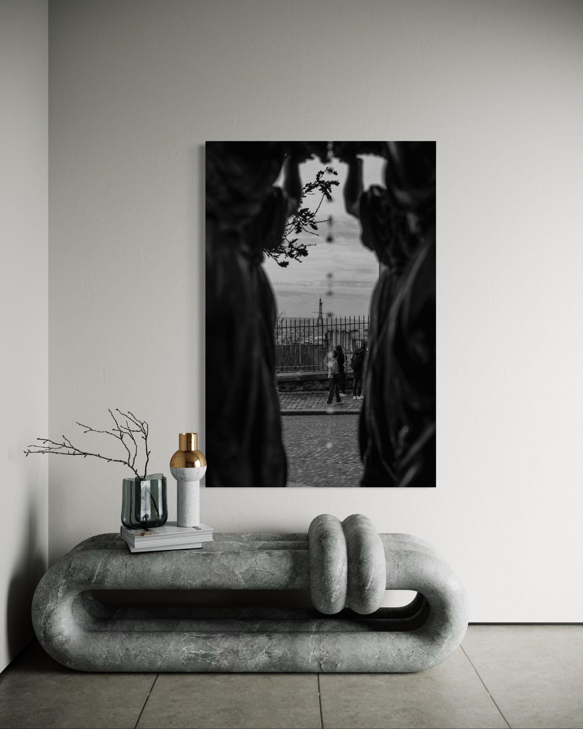 A TRAVERS LE VOILE DE PARIS