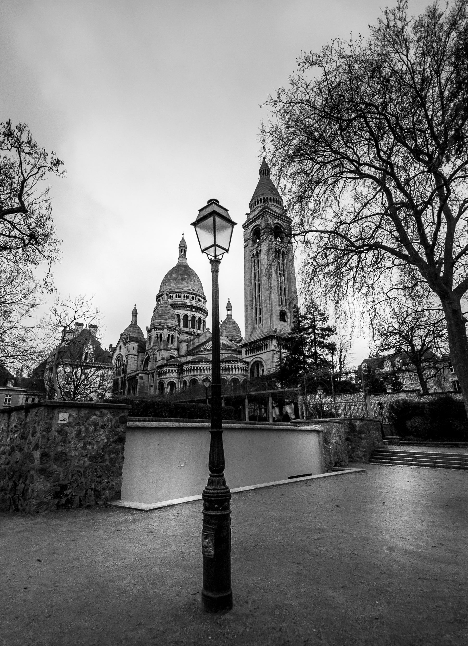 Silence au pied du Sacré-Cœur
